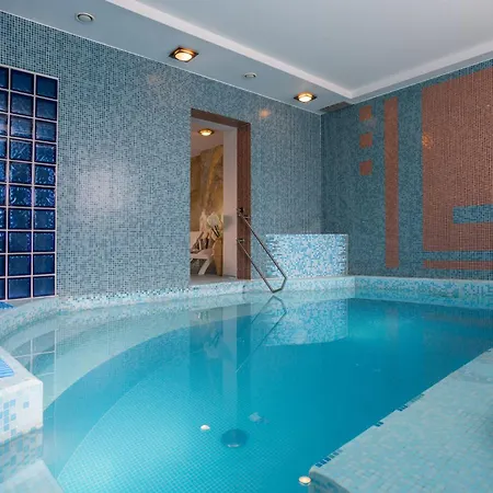 فندق سكن ميبر 4*