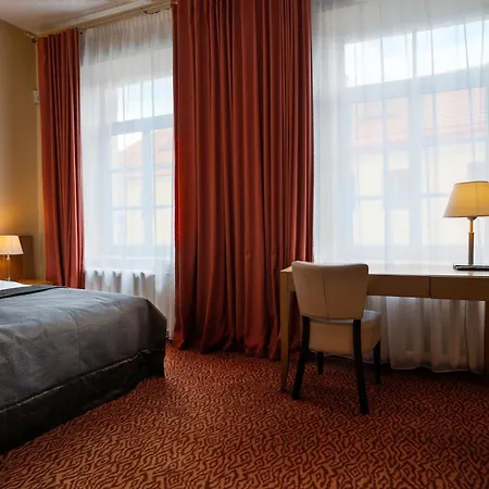 فندق سكن ميبر 4*